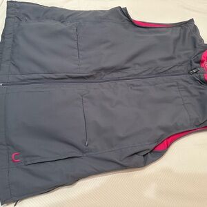 Scottevest Gray and Pink Vest-women travel vest